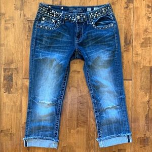 Detailed Miss Me carpi jeans in perfect condition